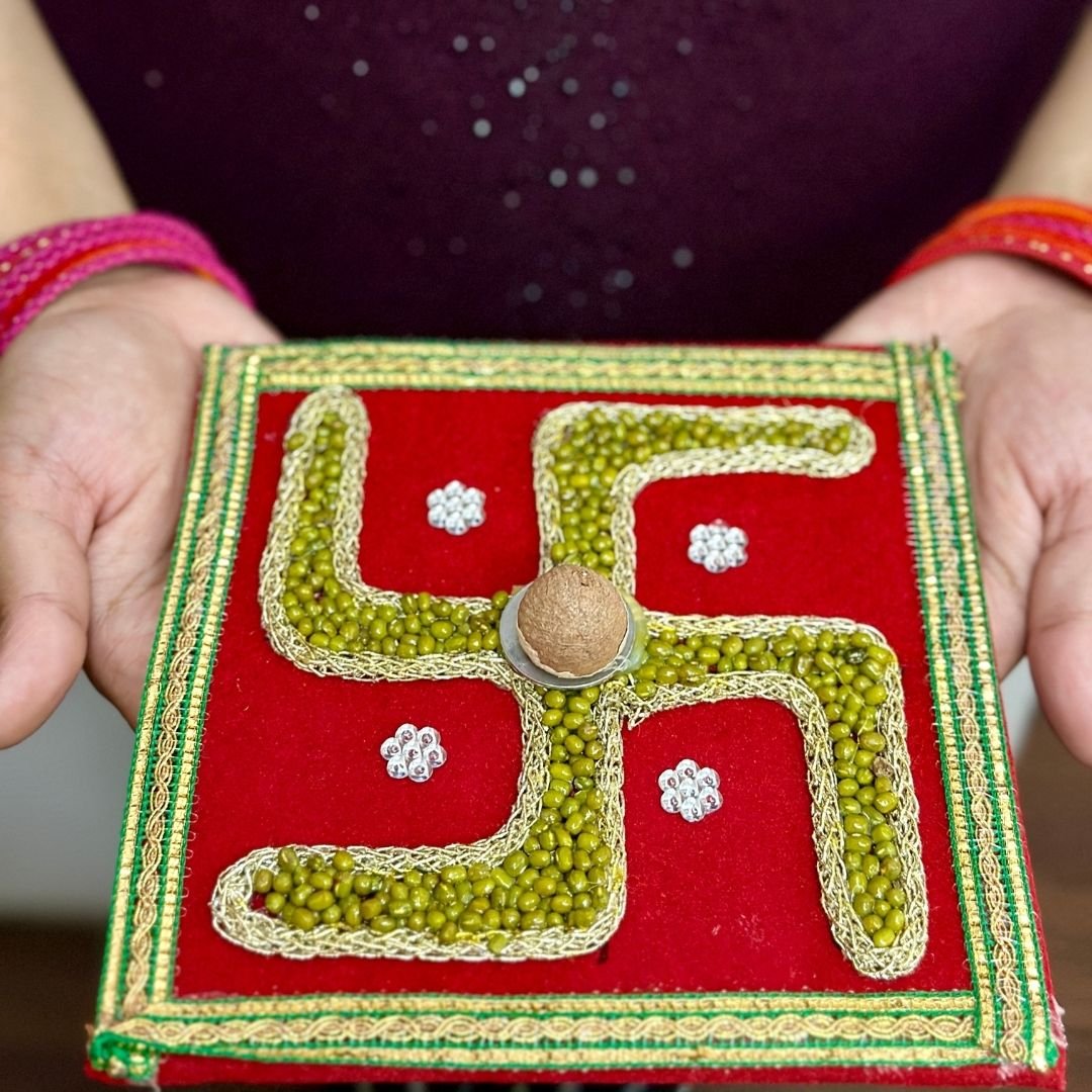 Mag Sathiya Red Velvet 15cm - Image 3