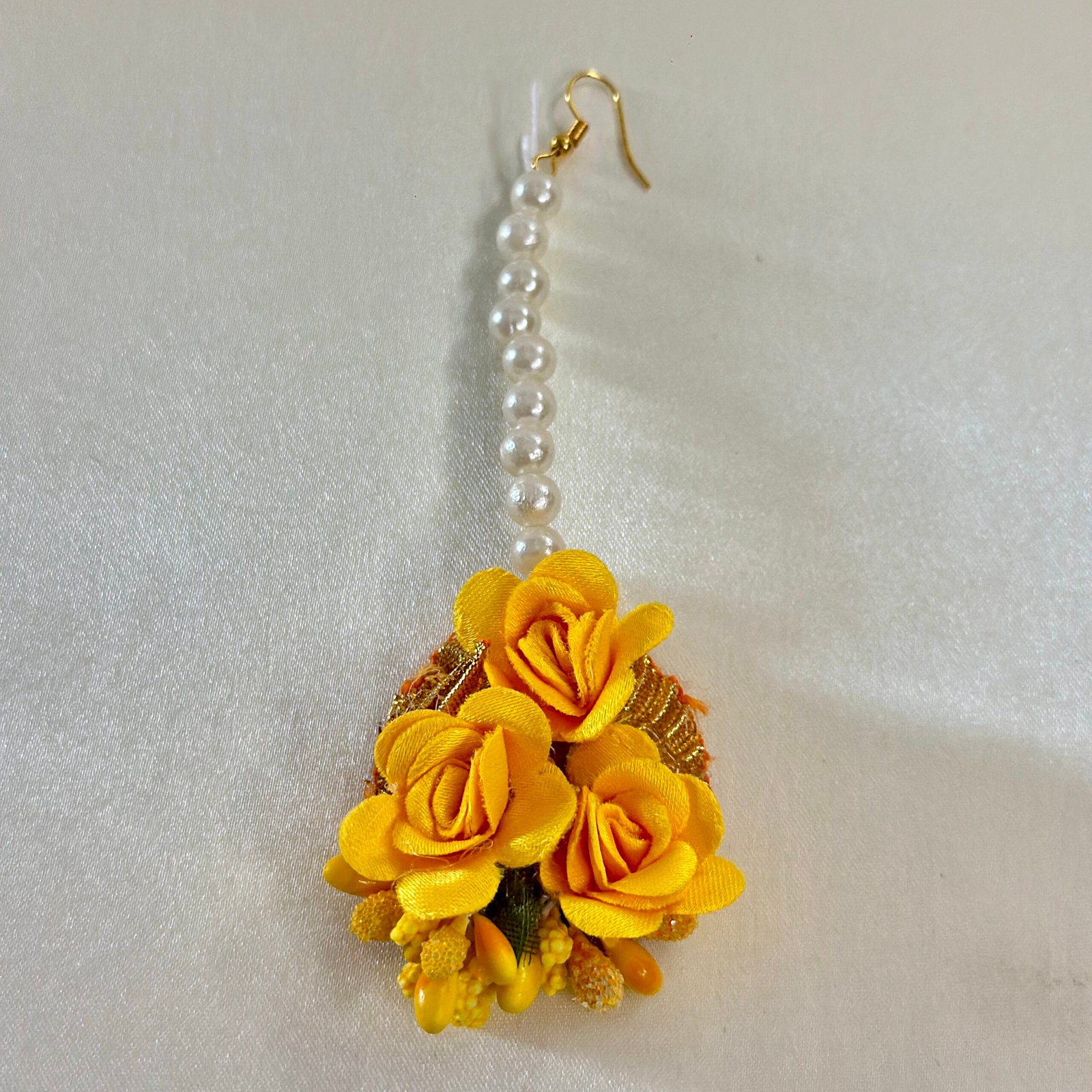yellow jewellery gift